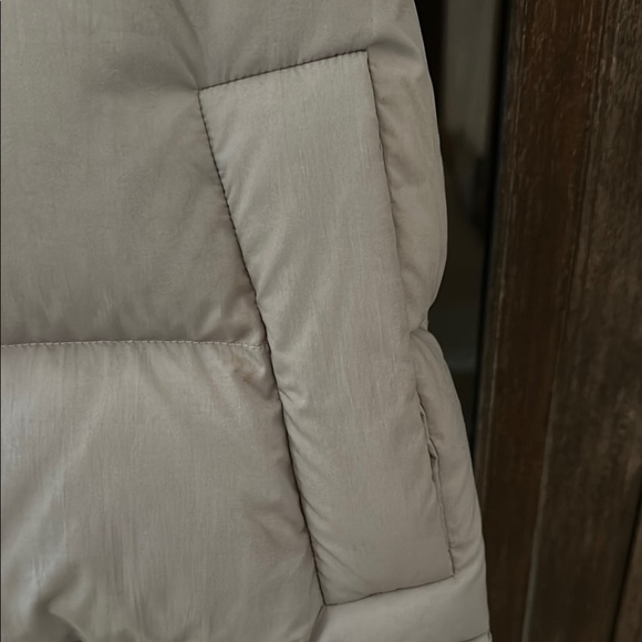 Lululemon Vest - Picture 7 of 7